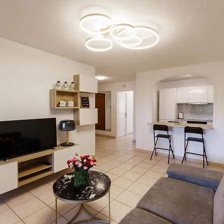 Lejlighed T3 Avec Terrasse, Parking & Piscine - Proche Plages Et Randos - Le Merou