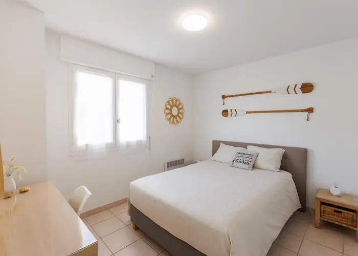 T3 Avec Terrasse, Parking & Piscine - Proche Plages Et Randos - Le Merou Hyeres